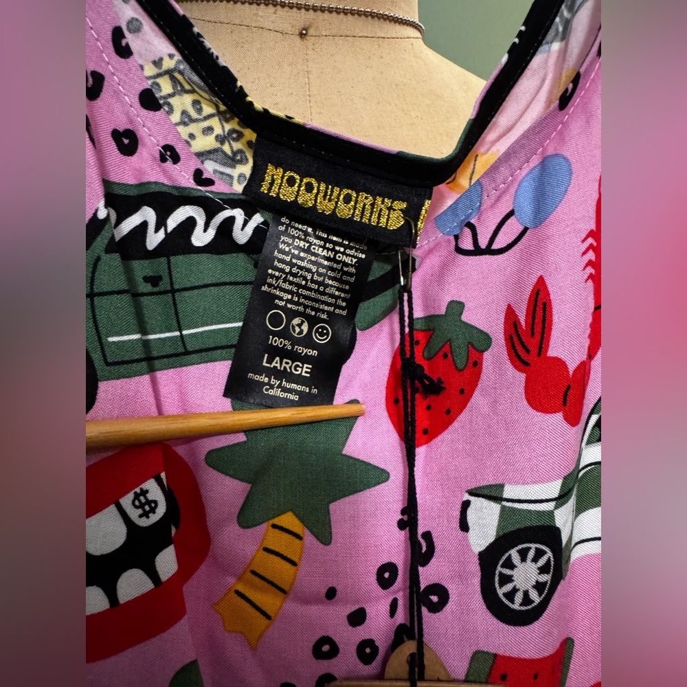Nooworks Pink and Green Graphic Dress - Picture 5 of 9